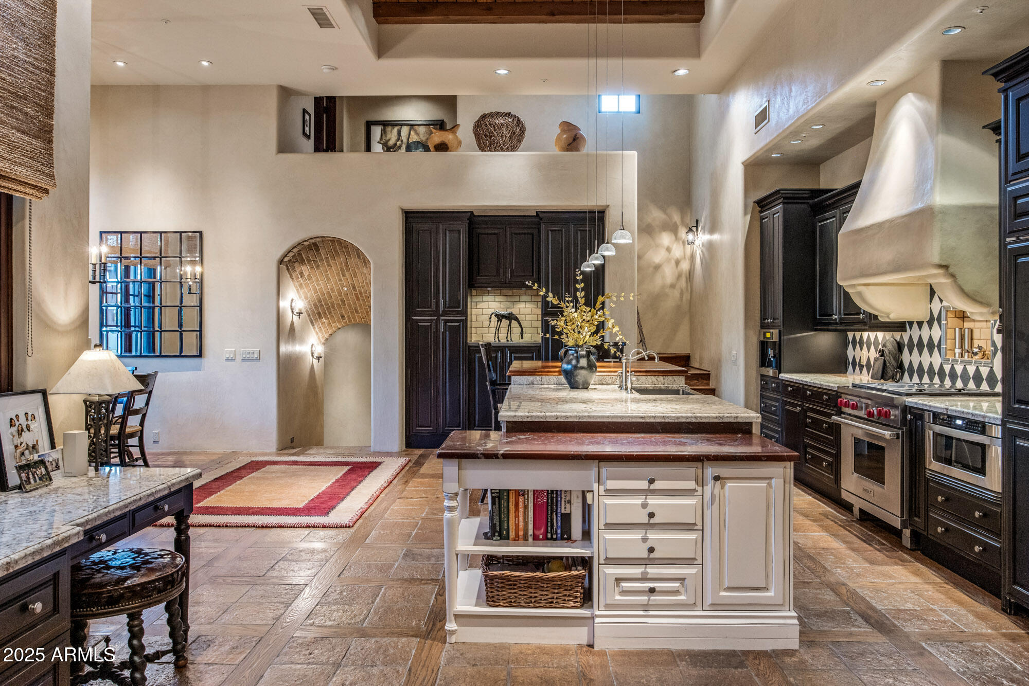 8300 E DIXILETA Drive 211