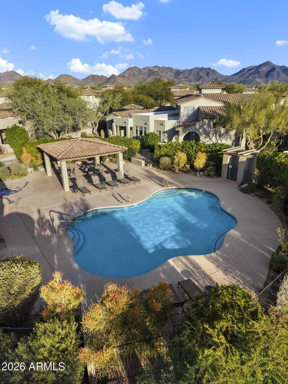 20802 N GRAYHAWK Drive 1181