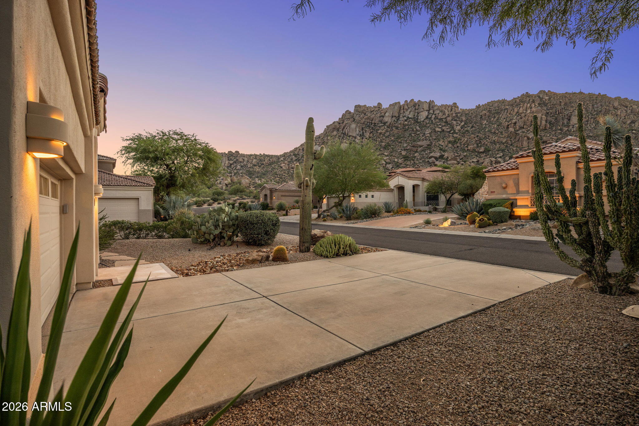 11531 E DESERT WILLOW Drive
