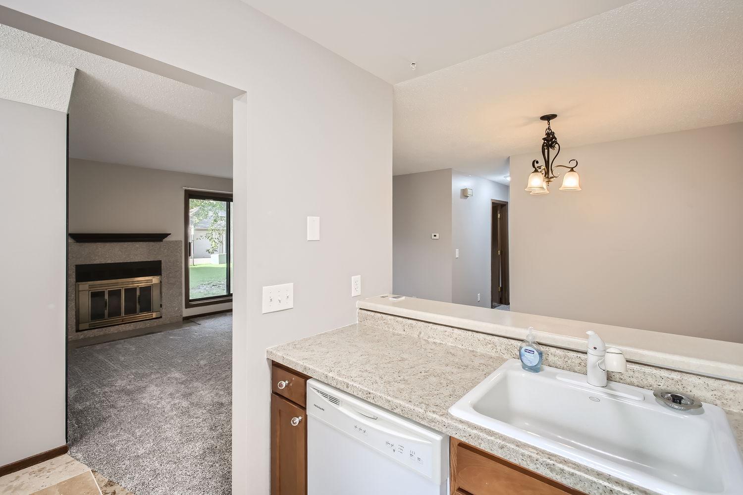 415 Shelard Parkway Unit: 103
