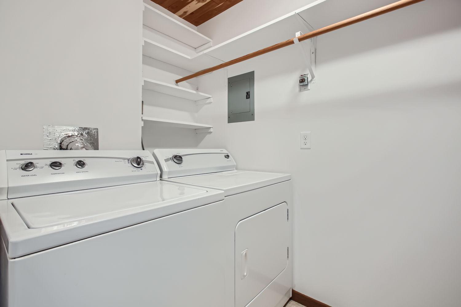 415 Shelard Parkway Unit: 103