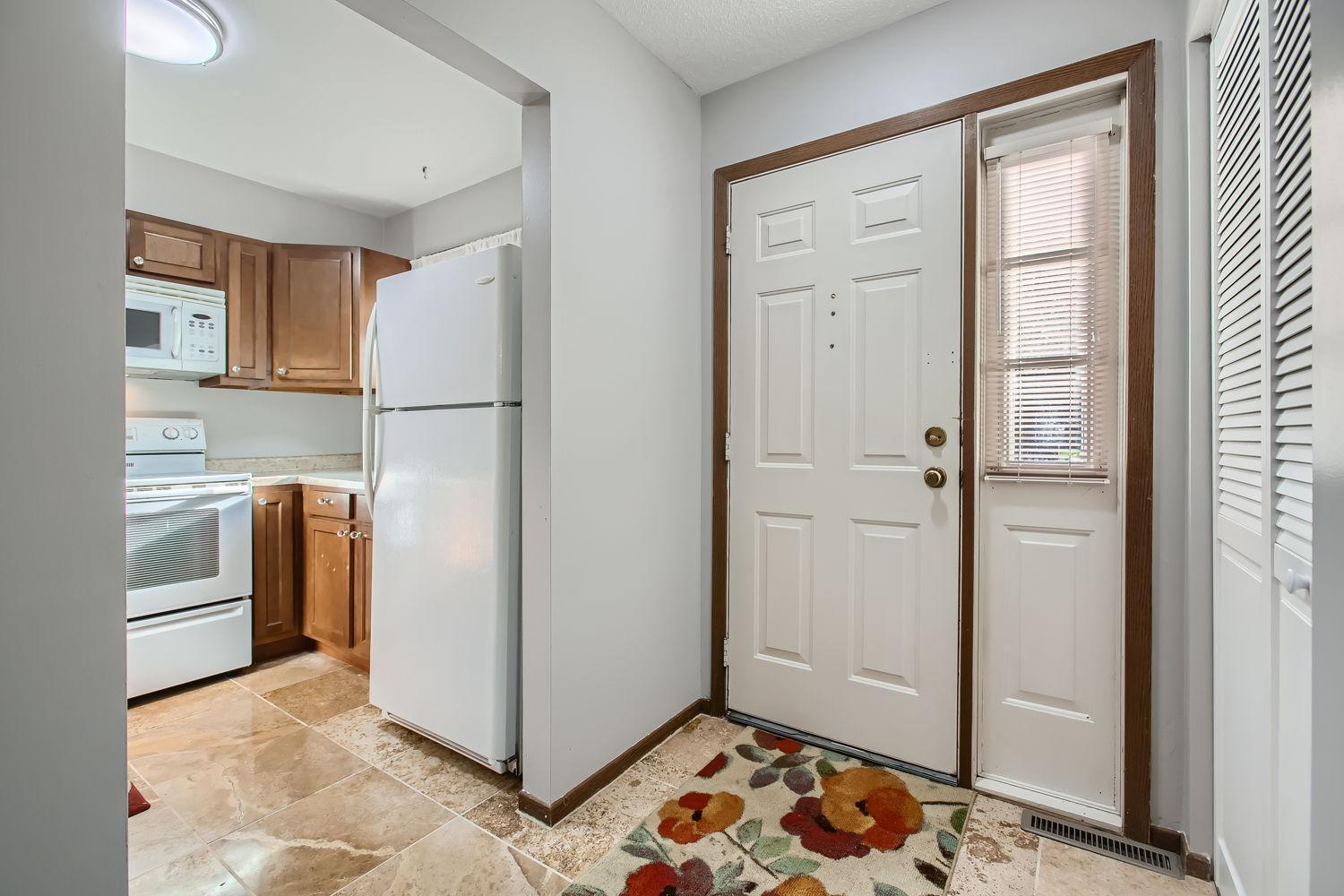 415 Shelard Parkway Unit: 103