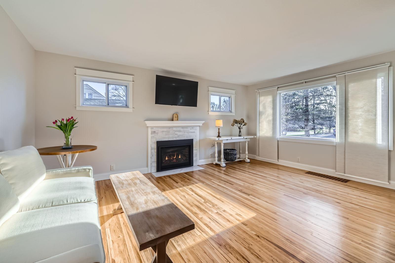 3431 Moorland Road