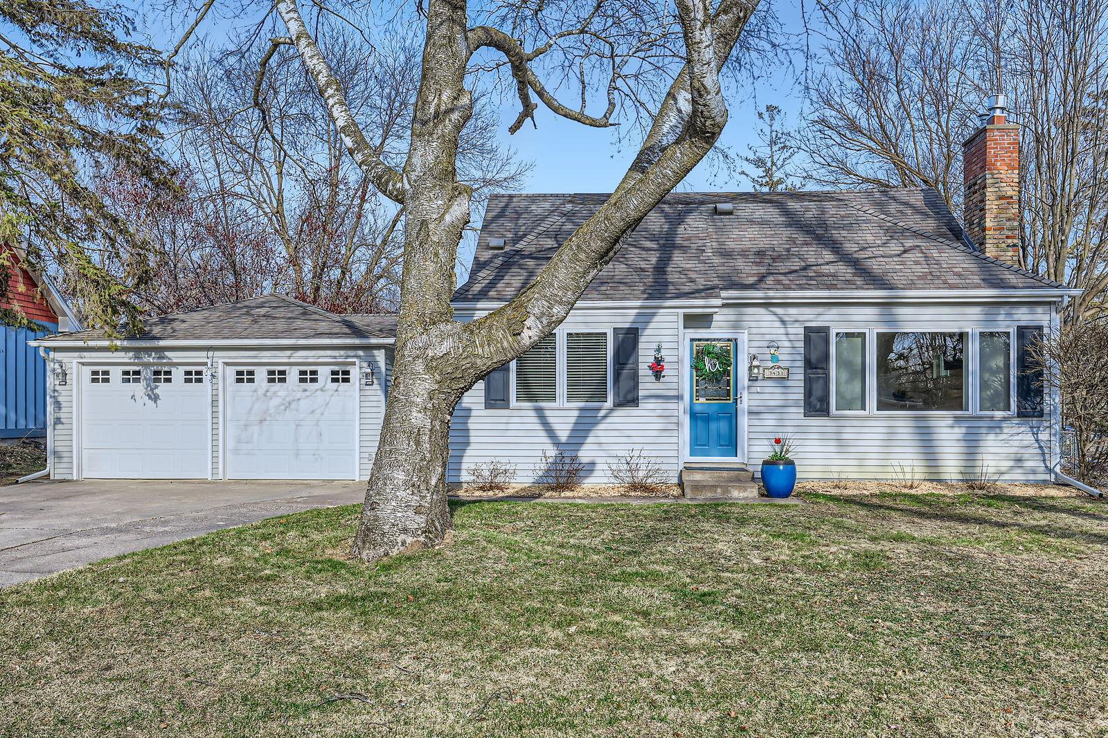 3431 Moorland Road