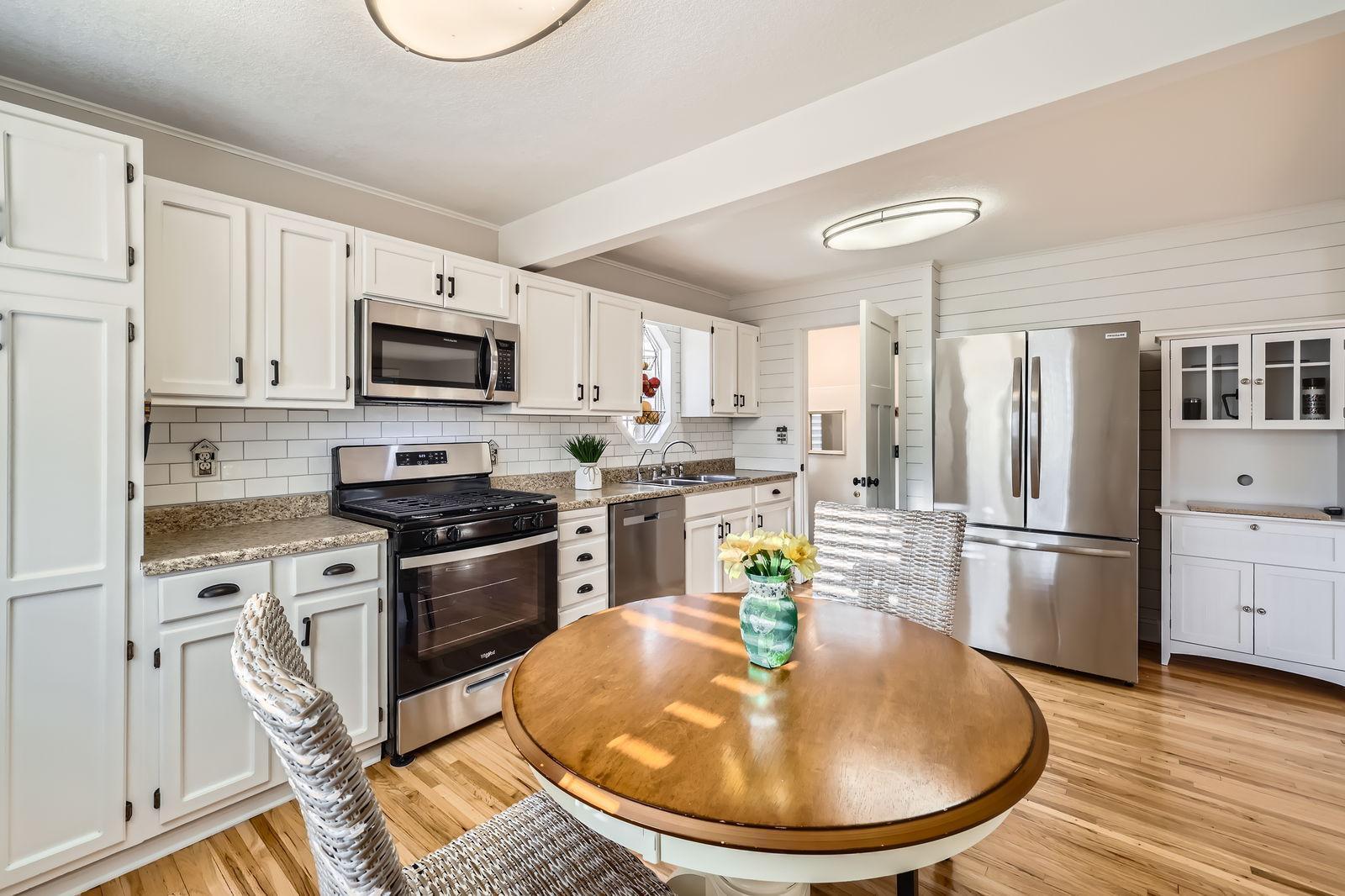3431 Moorland Road