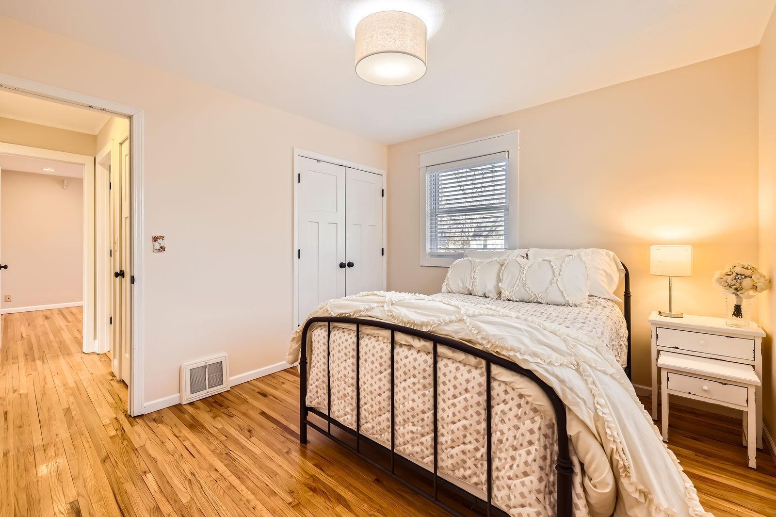 3431 Moorland Road