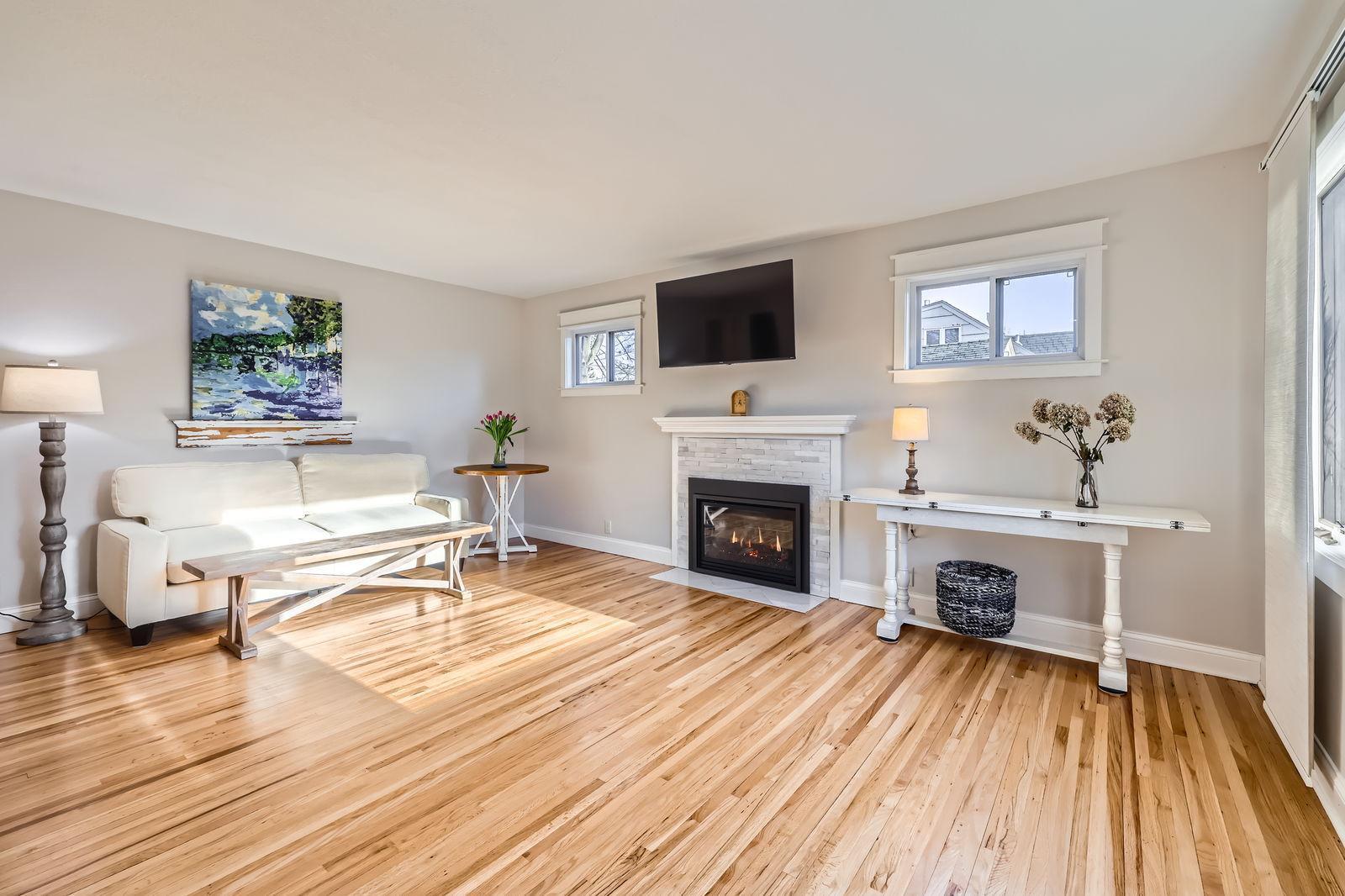 3431 Moorland Road