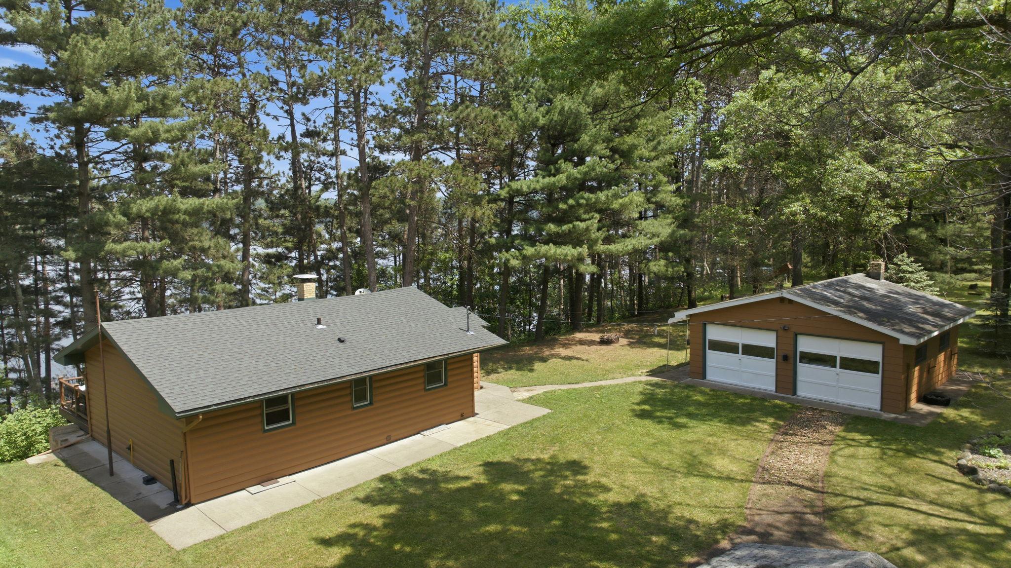 2114 Pine View Boulevard