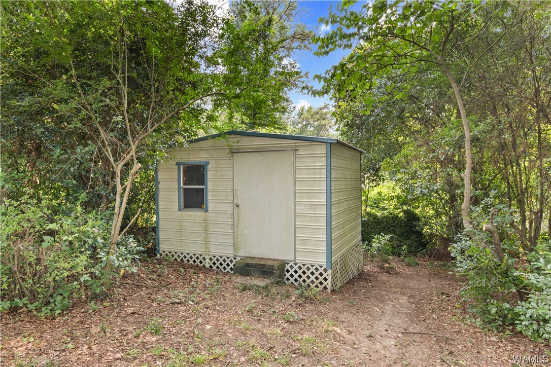 2713 Claymont Circle