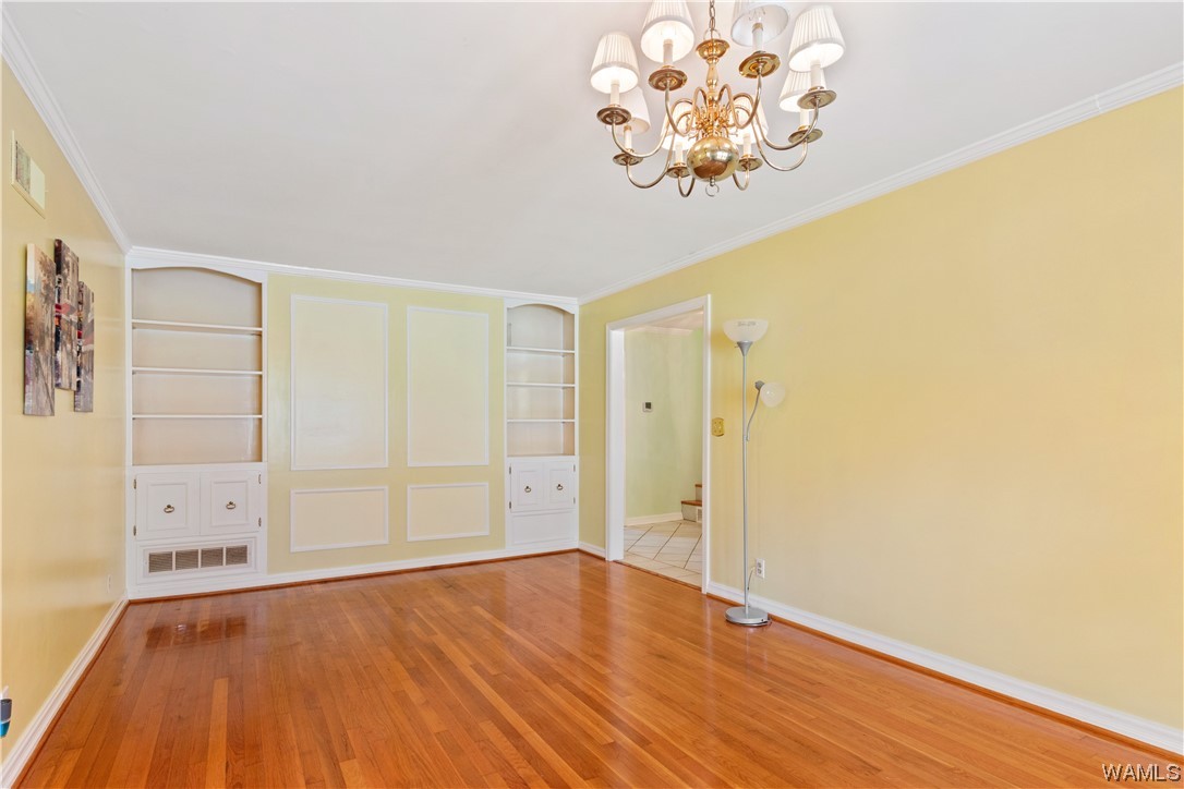 2713 Claymont Circle