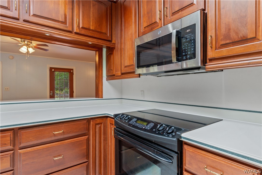 2713 Claymont Circle