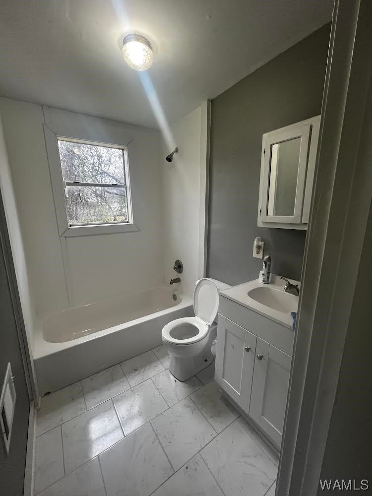 3356 Short 17th Street