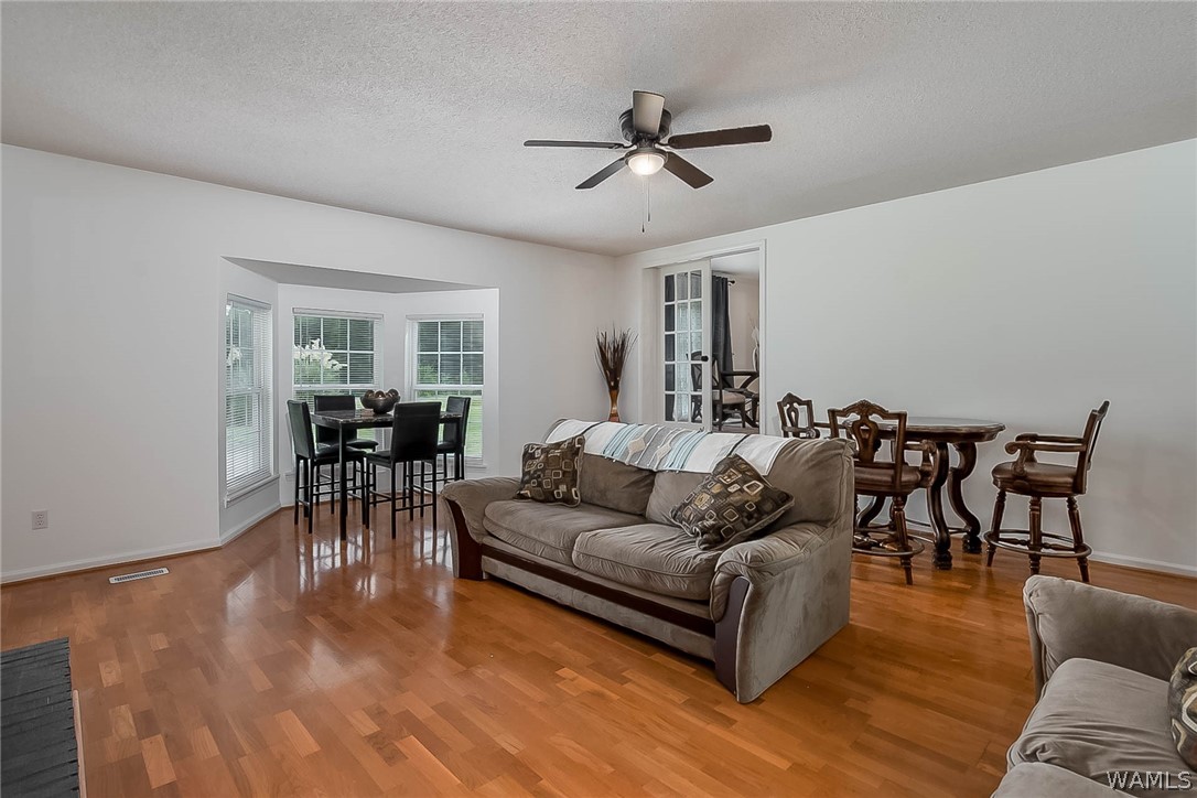 14545 Community Loop