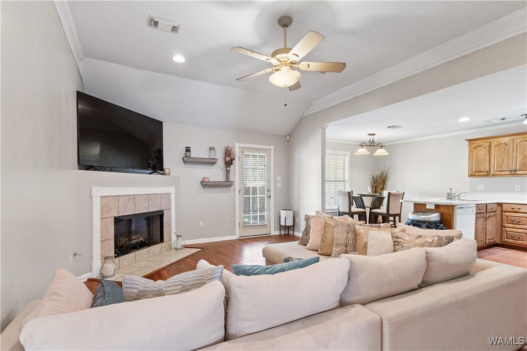 4155 Heathersage Circle