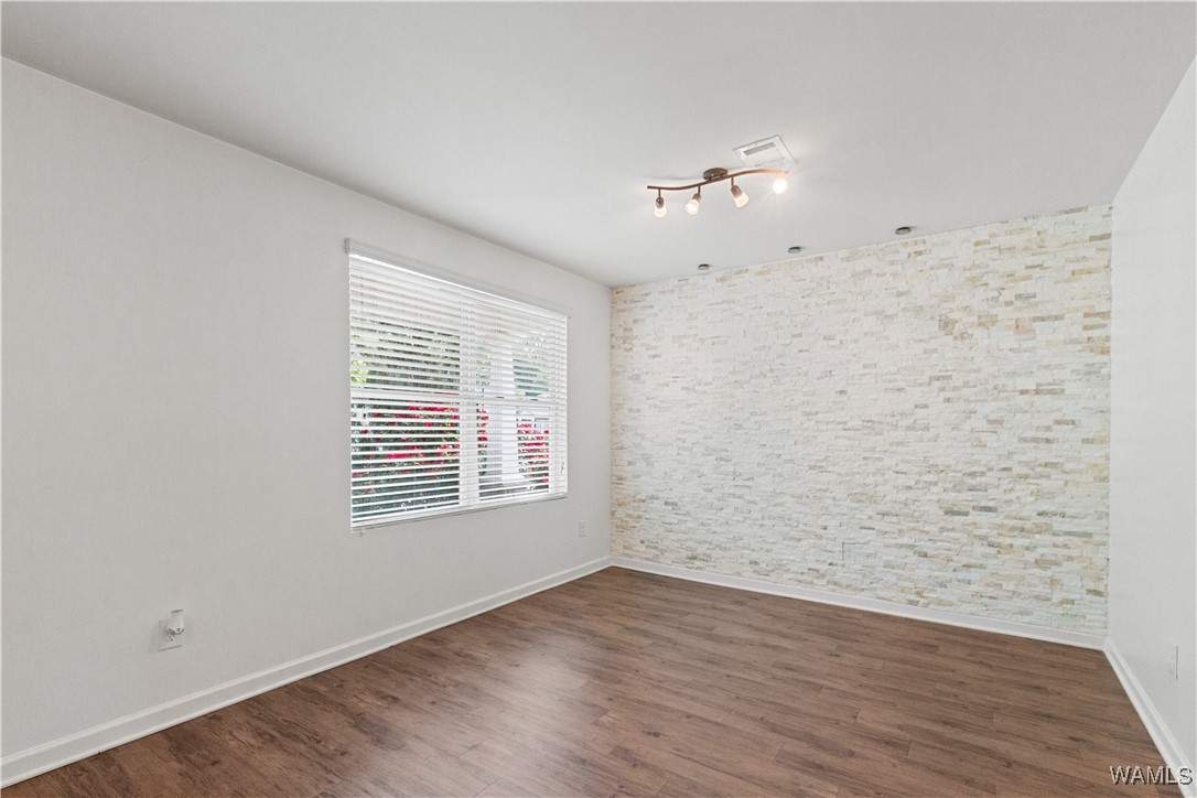 2218 SUMMER HAVEN Lane