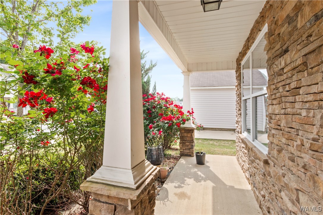 2218 SUMMER HAVEN Lane