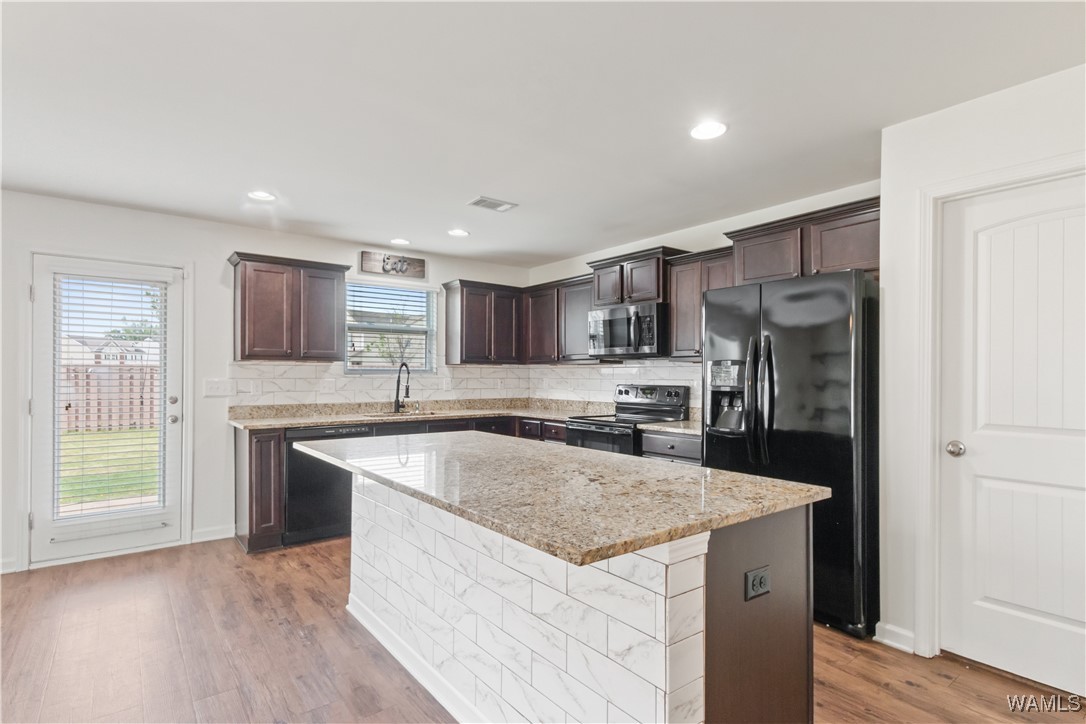 2218 SUMMER HAVEN Lane