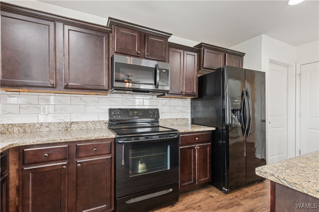 2218 SUMMER HAVEN Lane