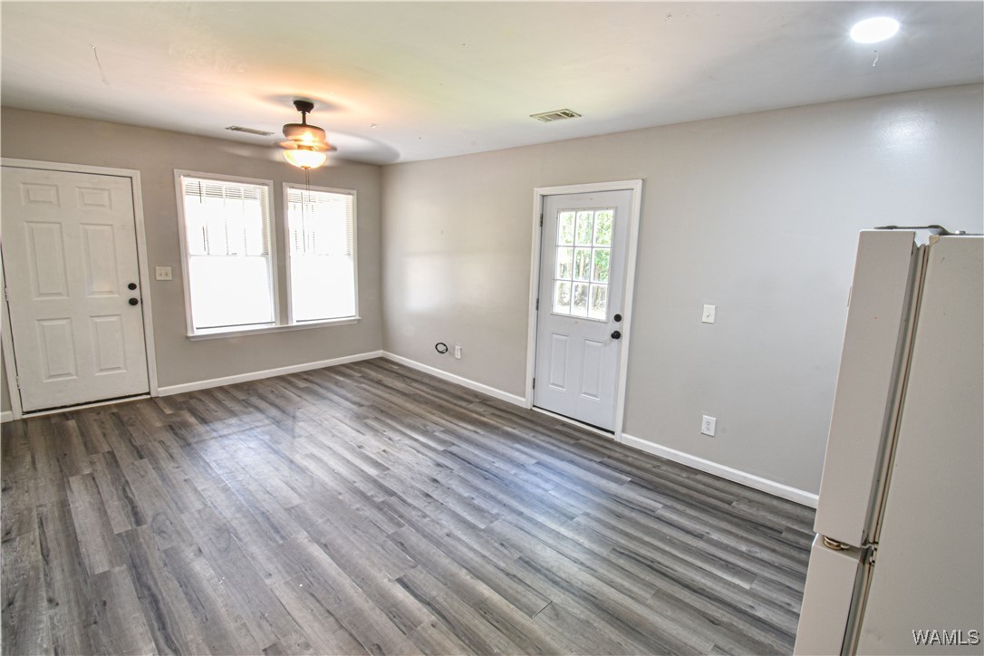 3425 LOOP Road