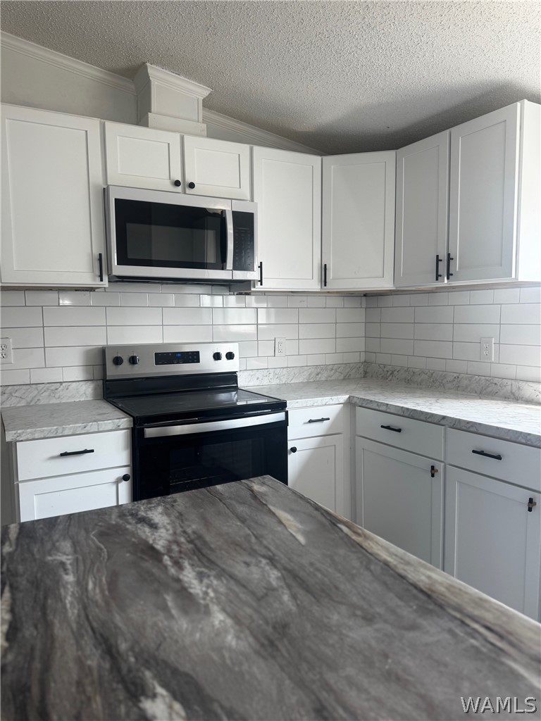 5200 Hargrove Road E