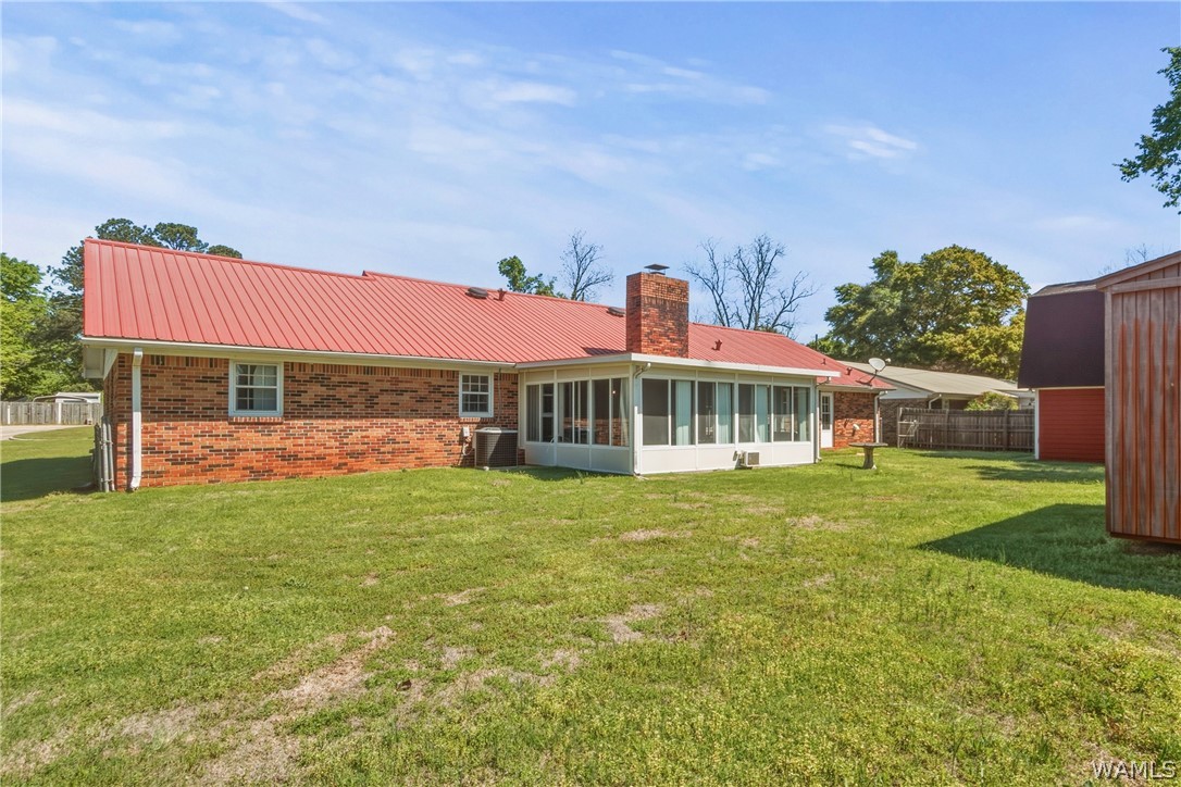2564 Twin Manor