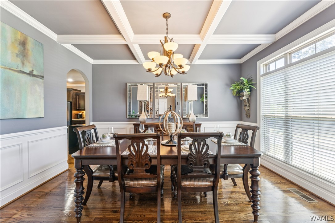 2759 ROSEBAY Lane