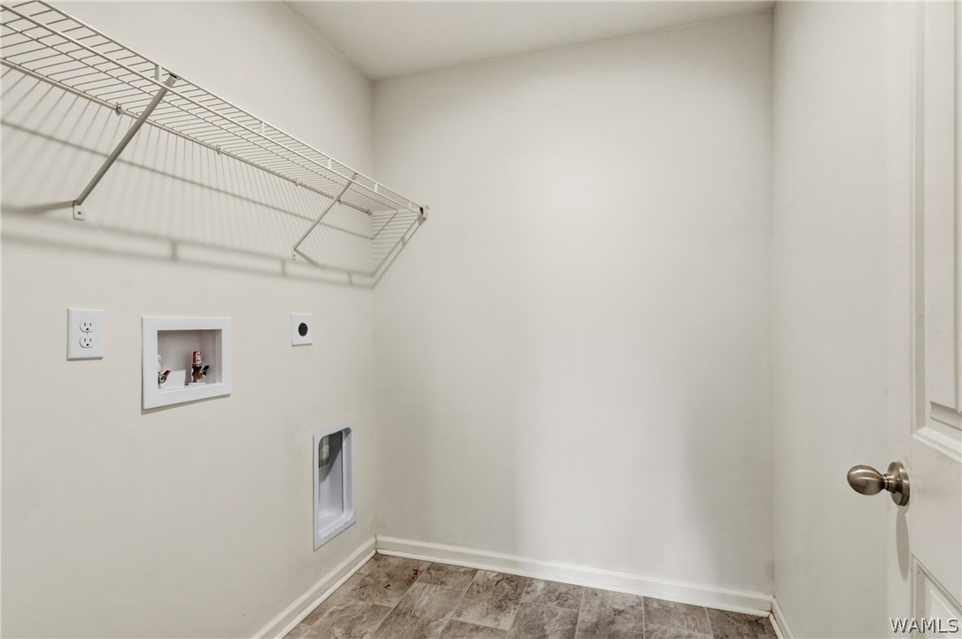 7124 Tulip Trestle Court
