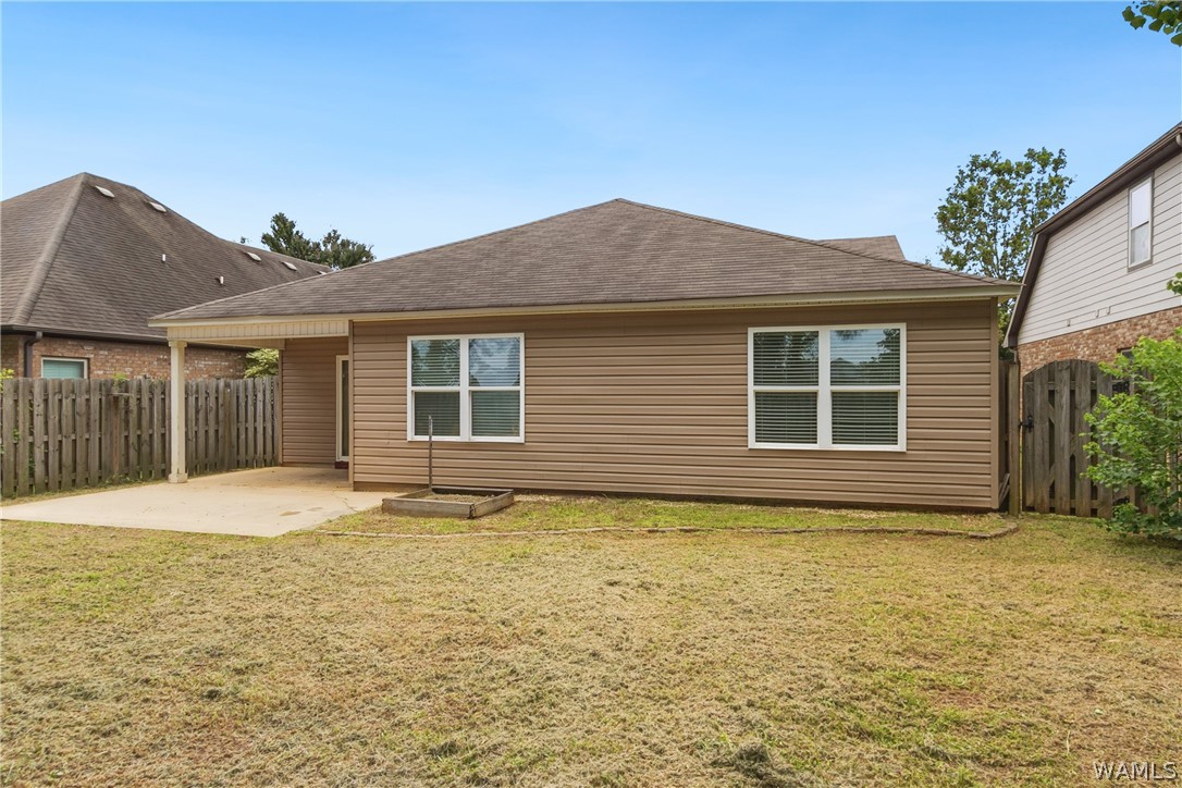 2709 Lily Circle