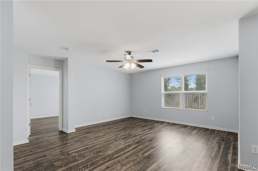 2709 Lily Circle