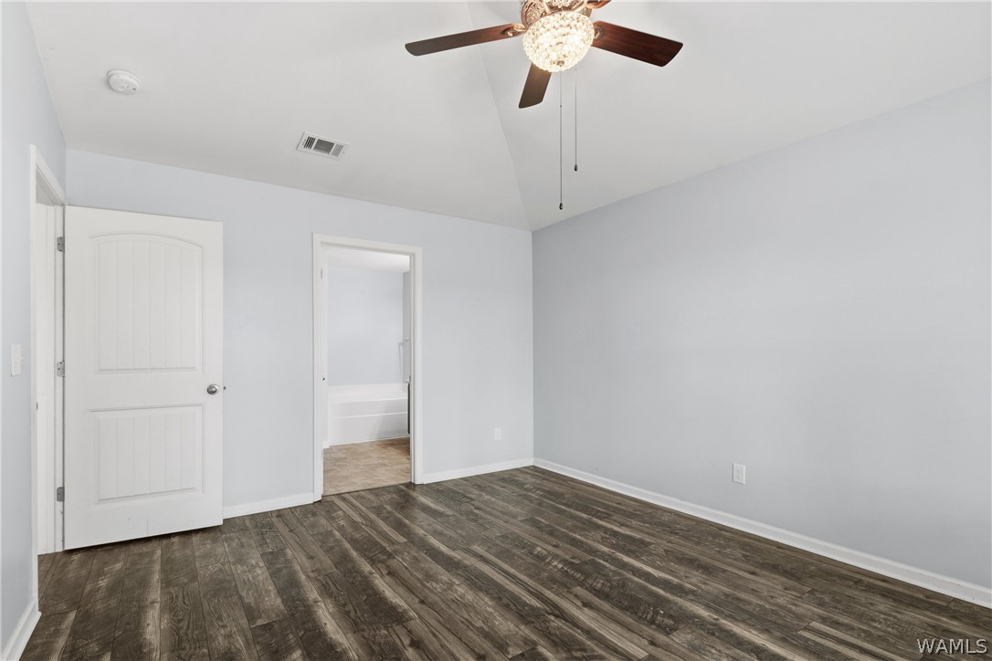 2709 Lily Circle