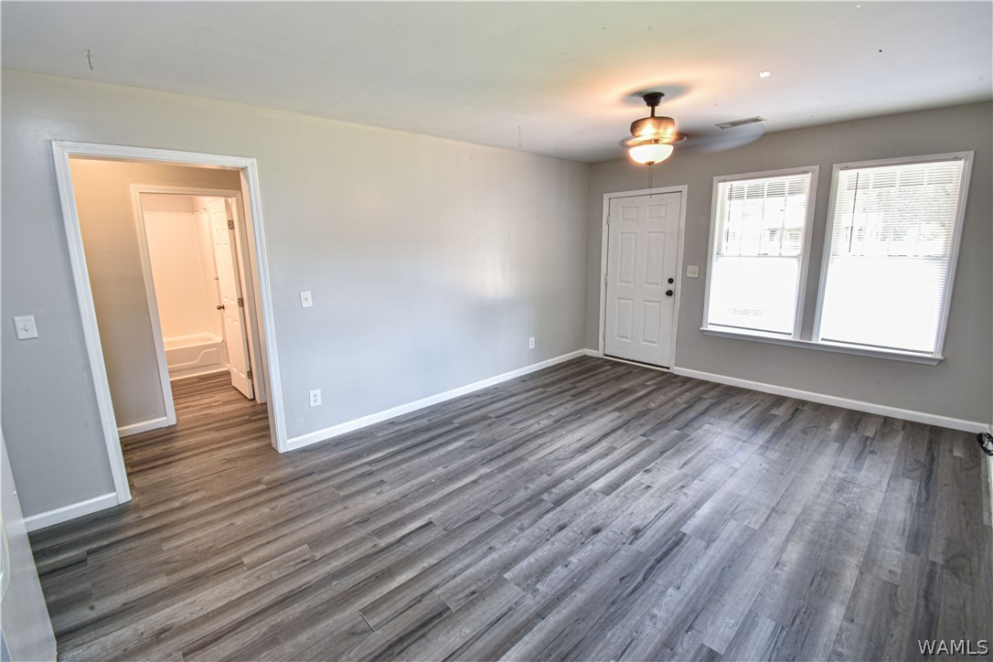 3425 LOOP Road