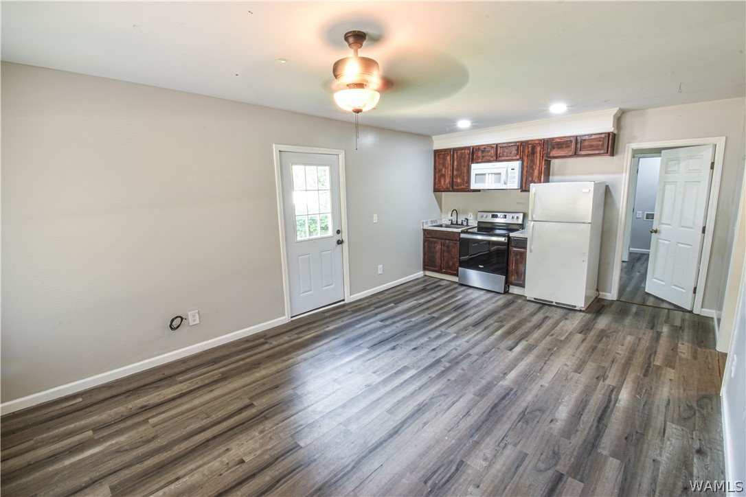 3425 LOOP Road