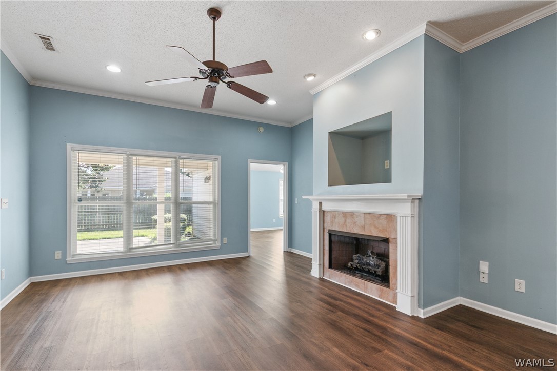 2031 LENOX Drive