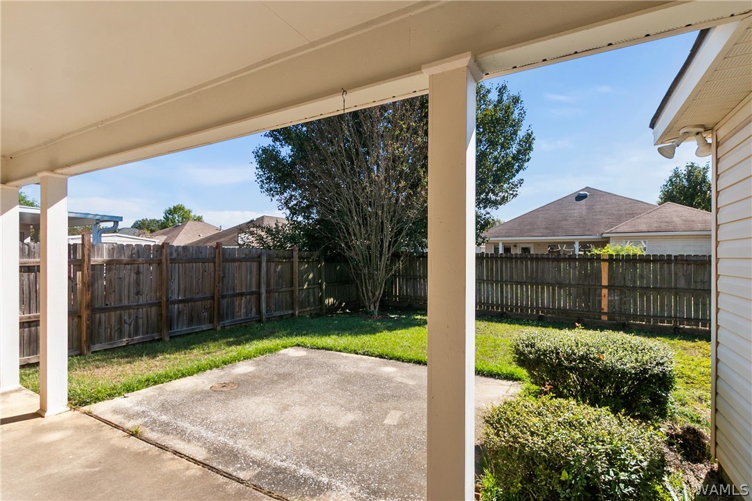 2031 LENOX Drive