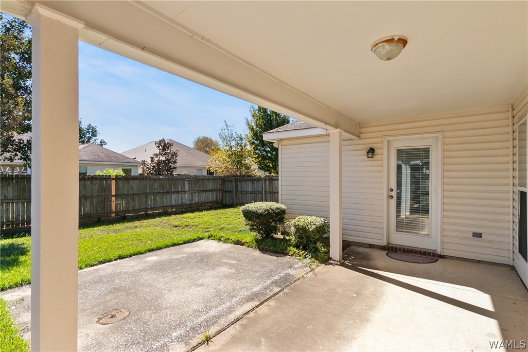 2031 LENOX Drive