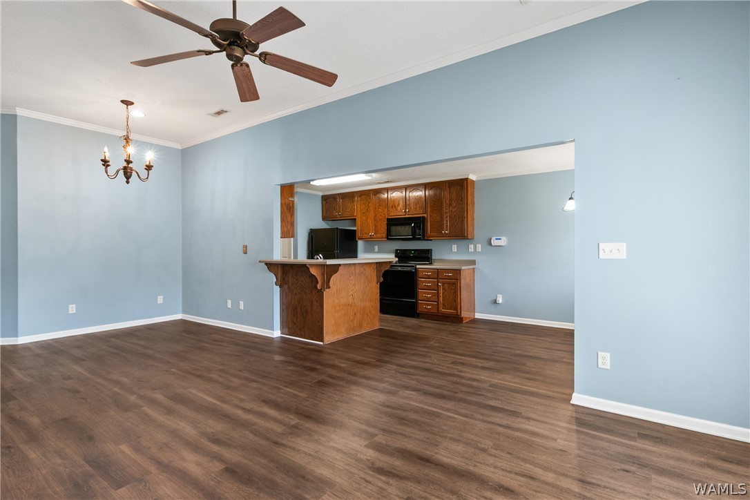 2031 LENOX Drive