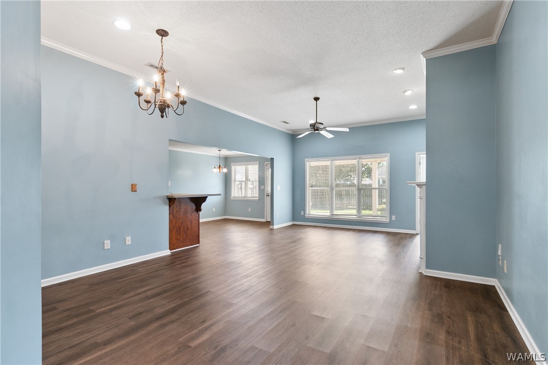 2031 LENOX Drive