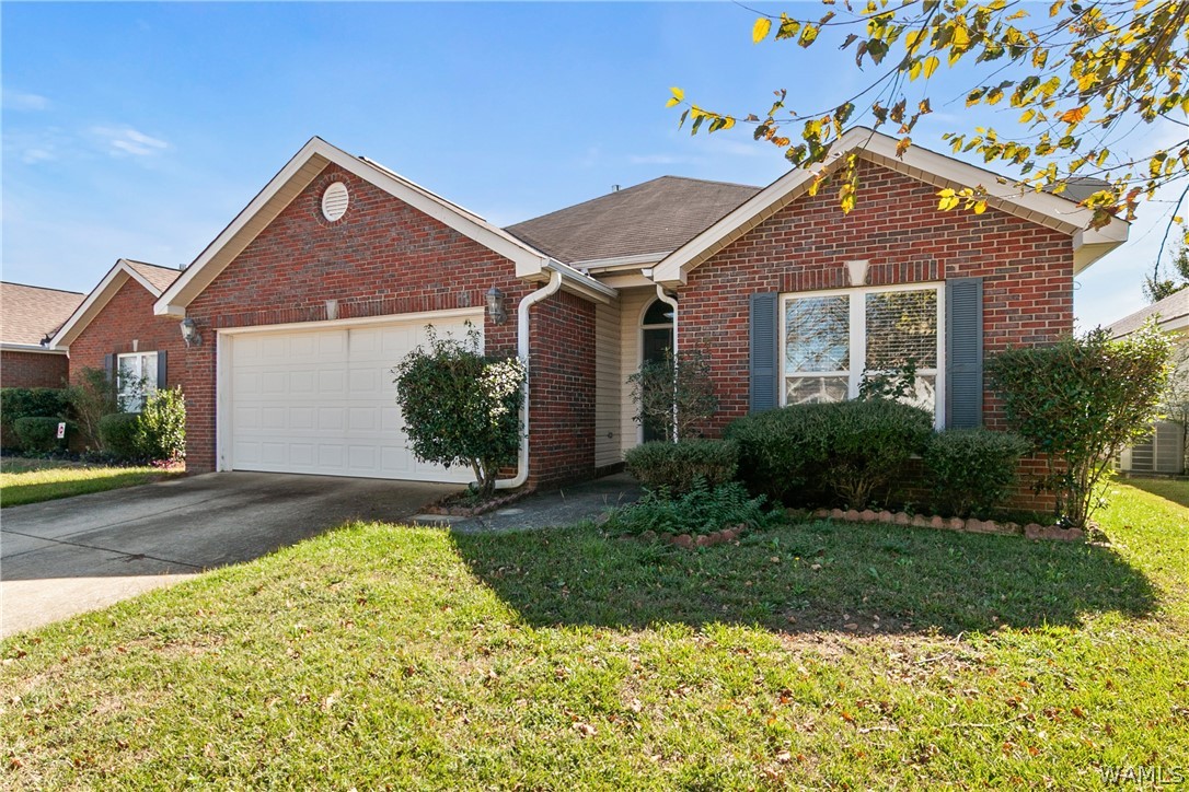 2031 LENOX Drive