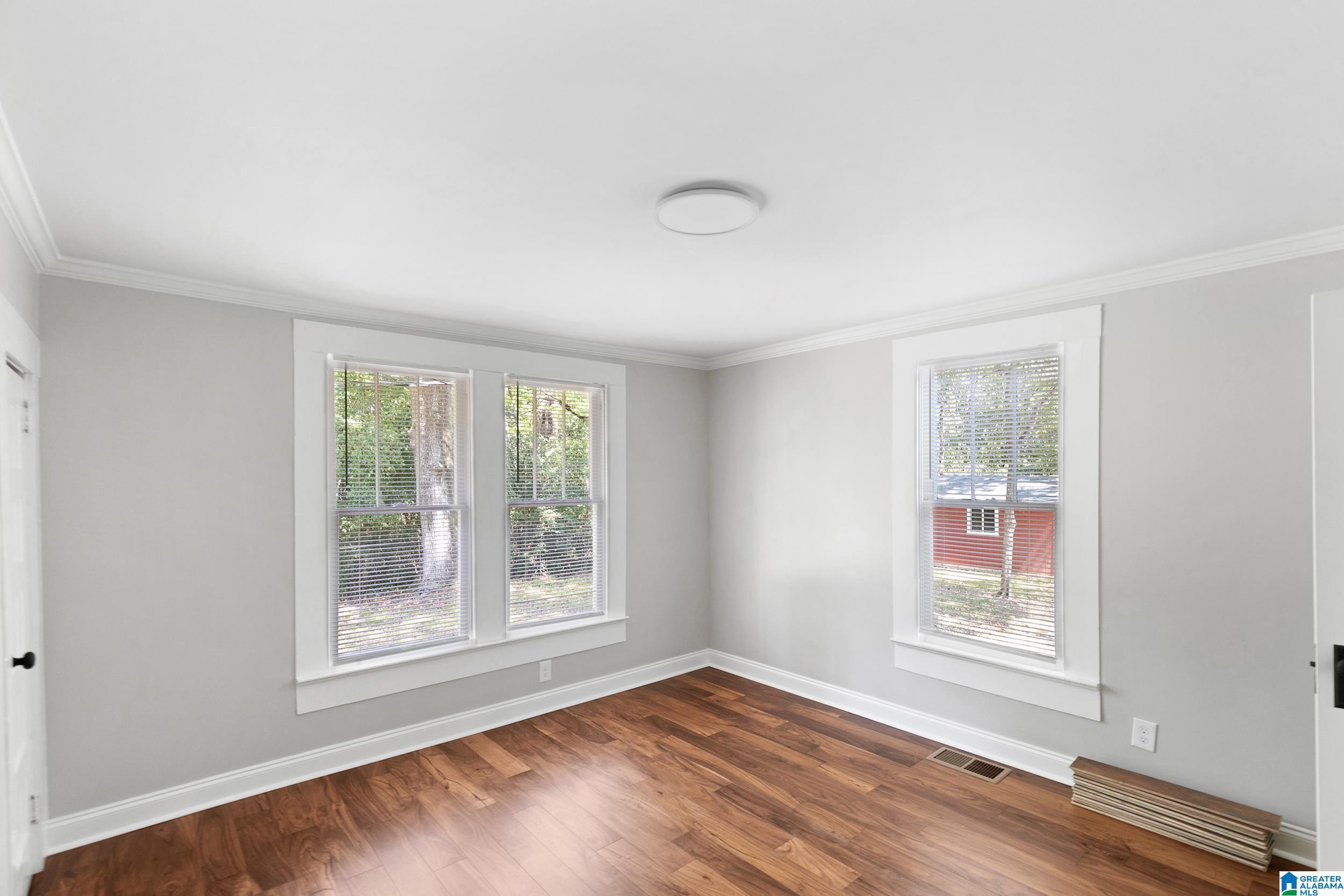 1058 GREENMOR DRIVE