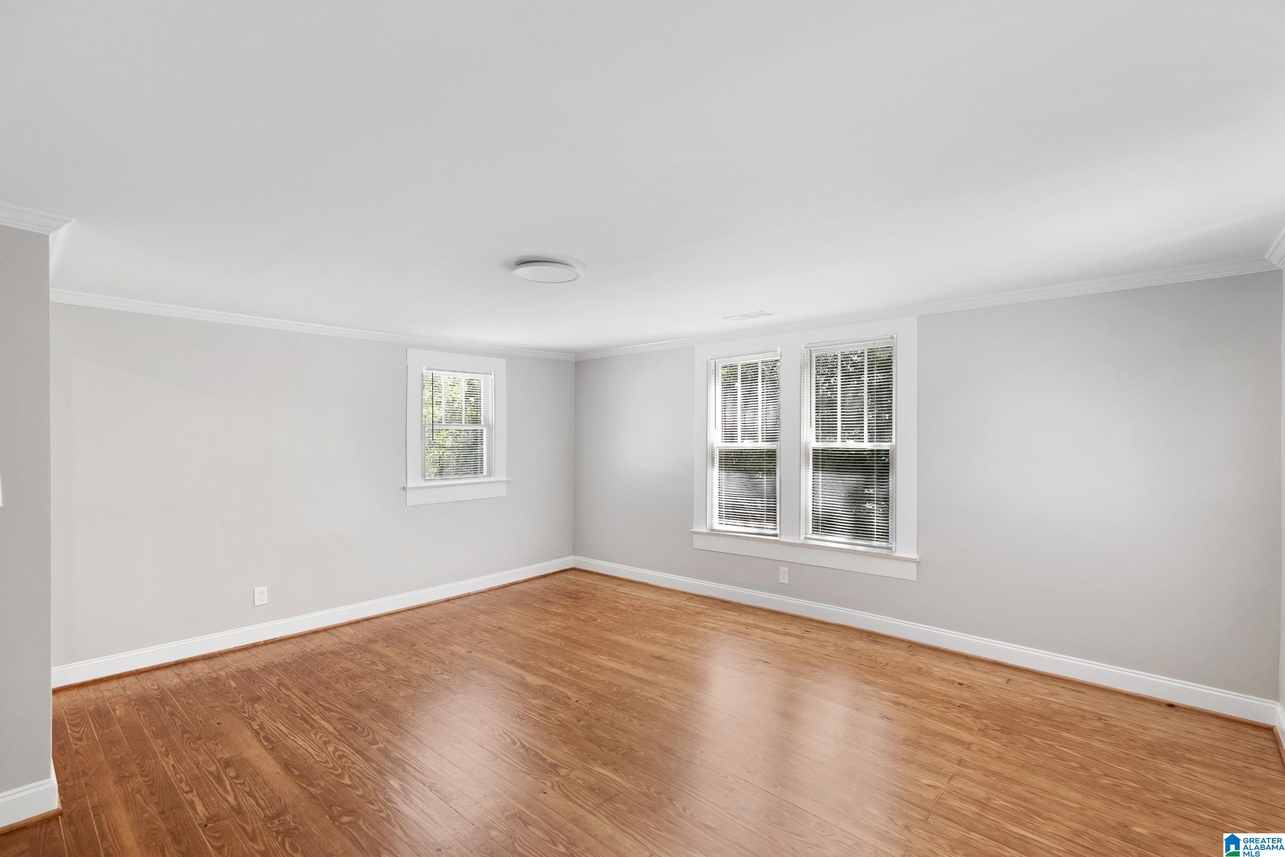 1058 GREENMOR DRIVE
