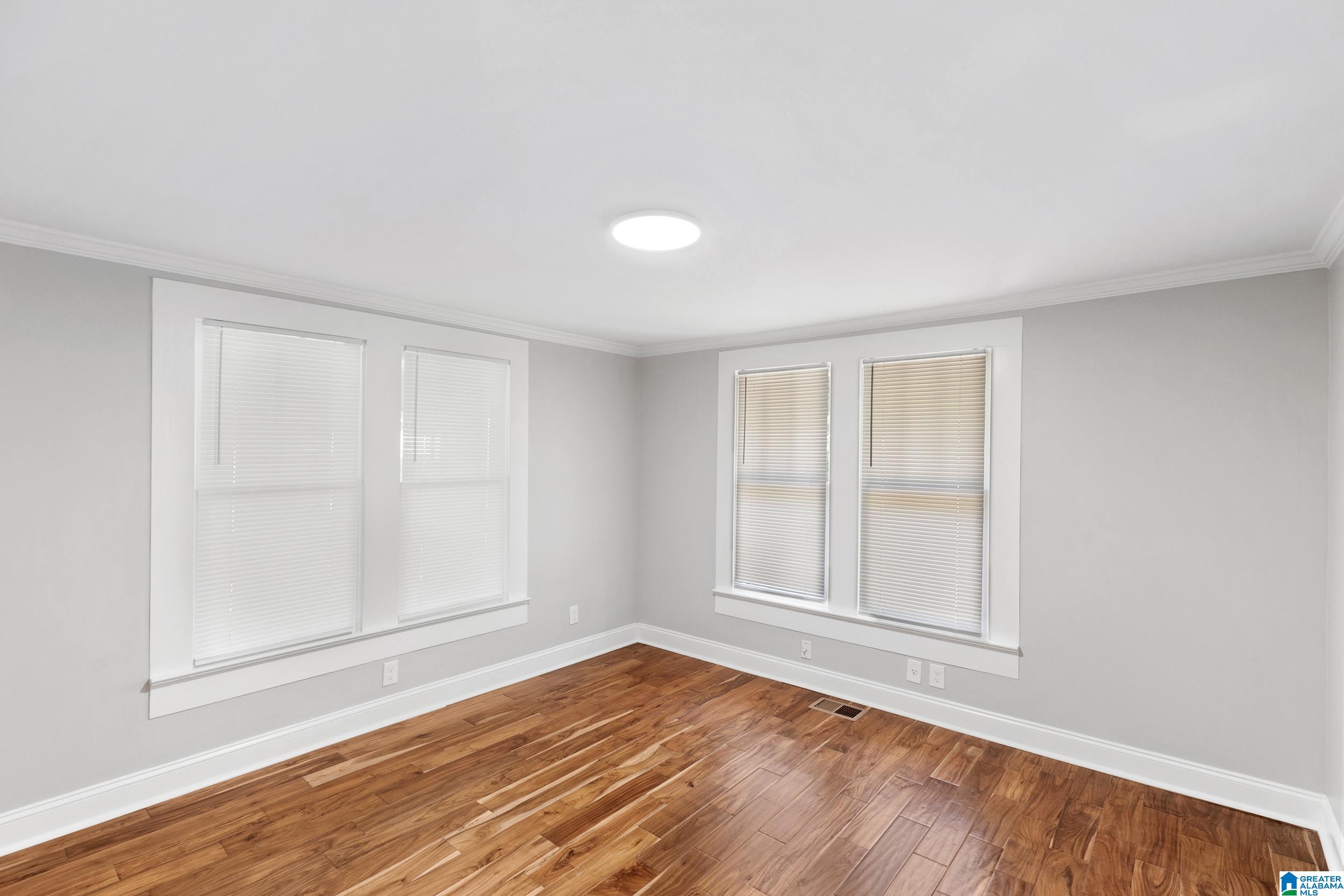 1058 GREENMOR DRIVE
