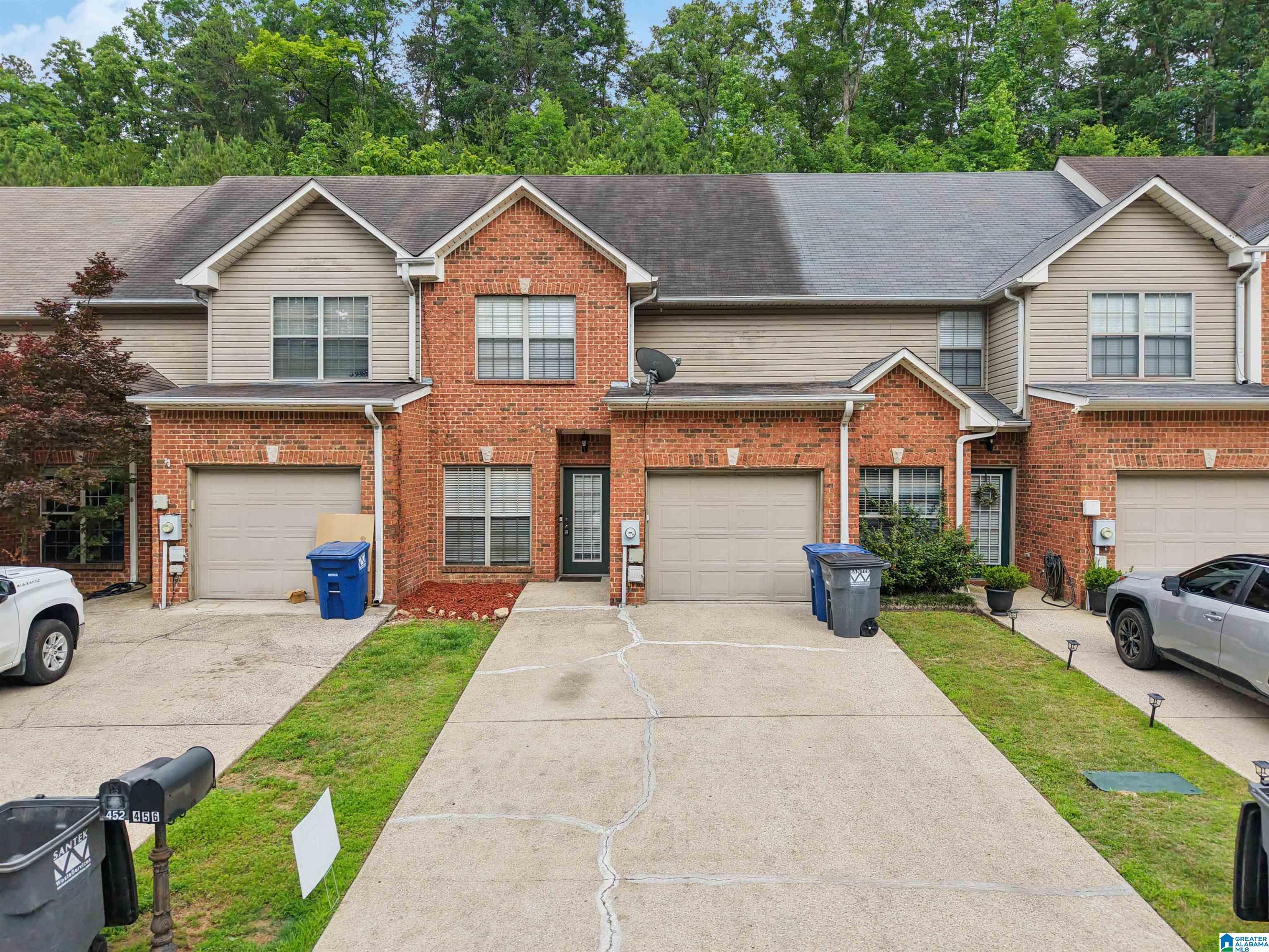 456 HIGHLAND COVE DRIVE