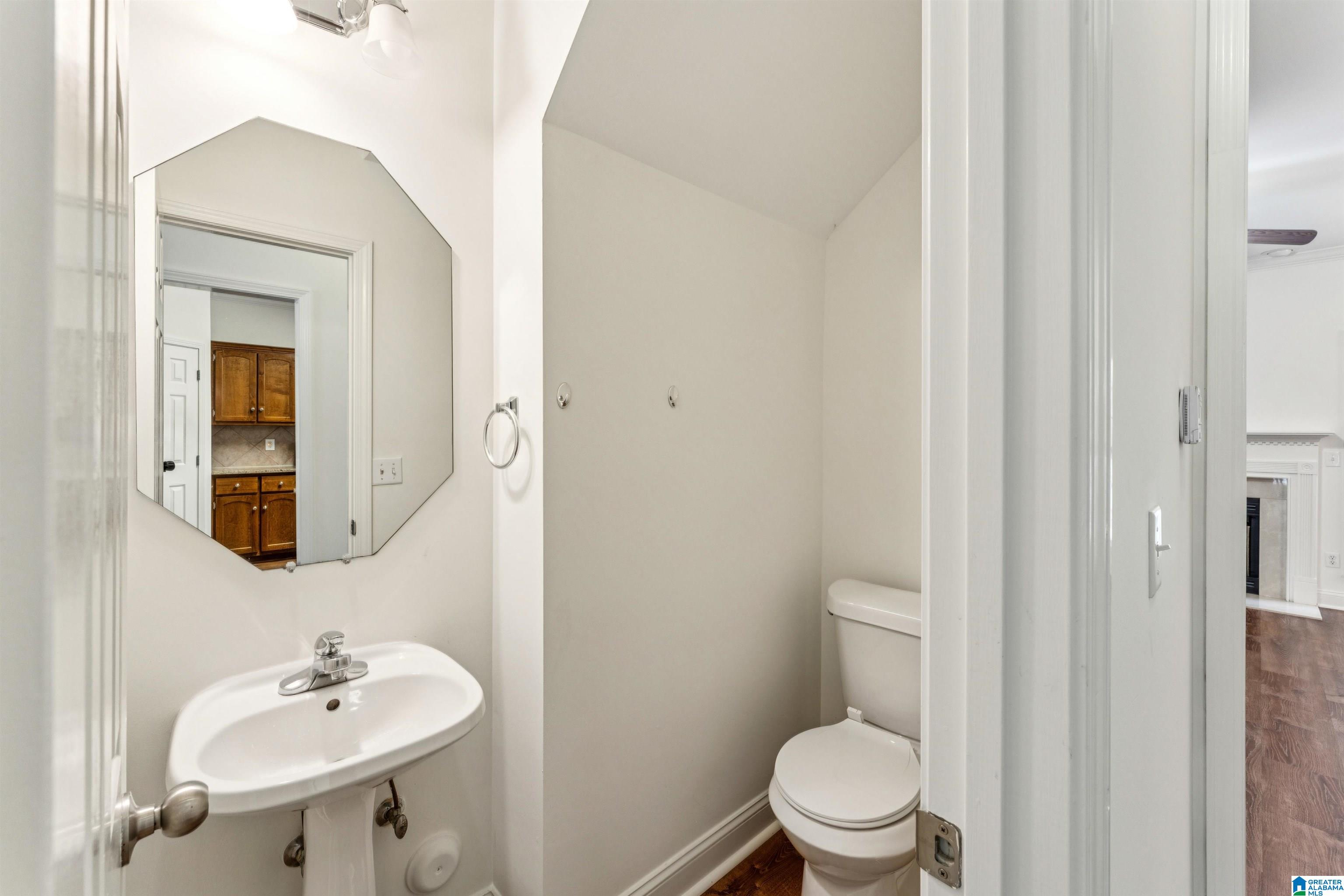 456 HIGHLAND COVE DRIVE