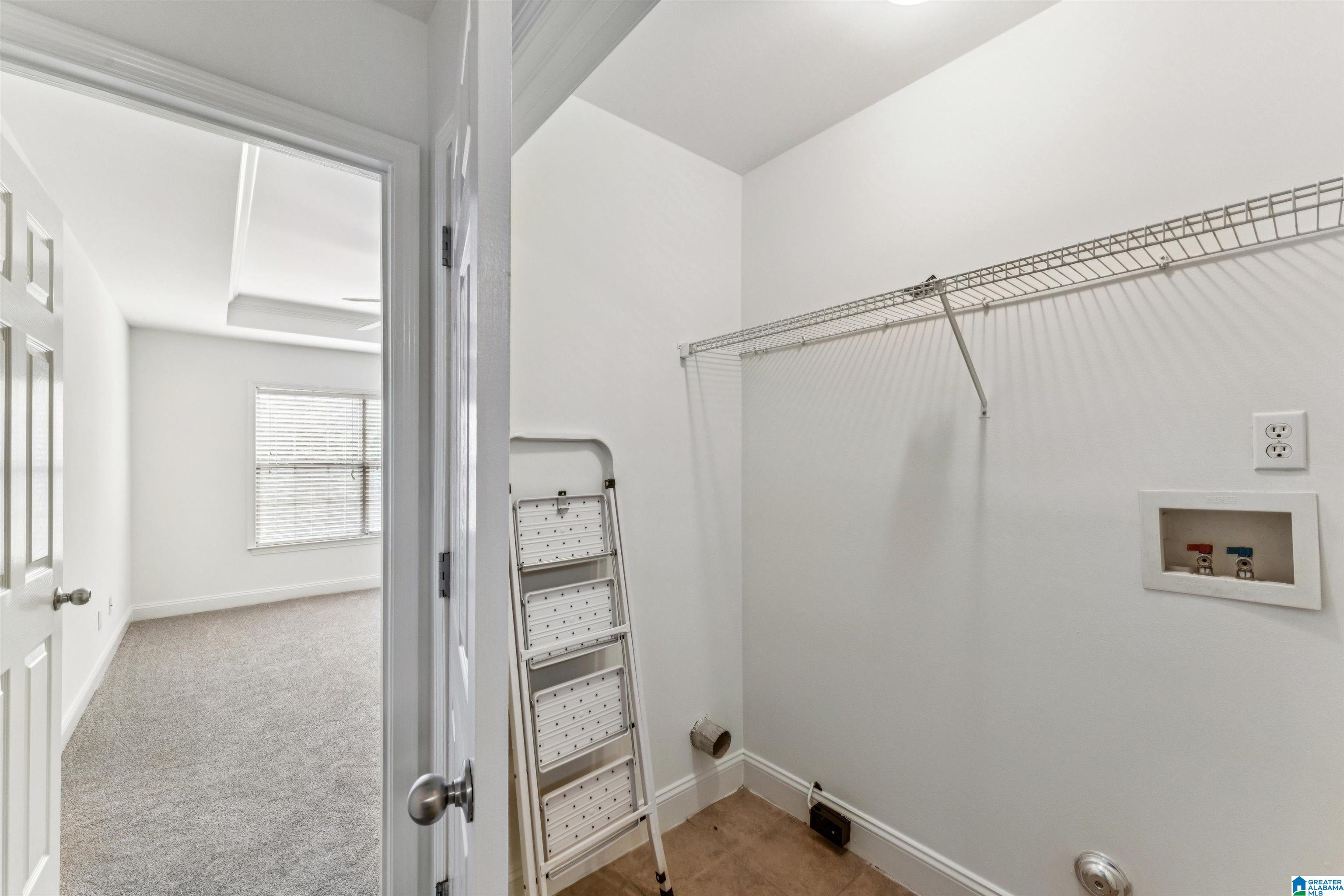 456 HIGHLAND COVE DRIVE