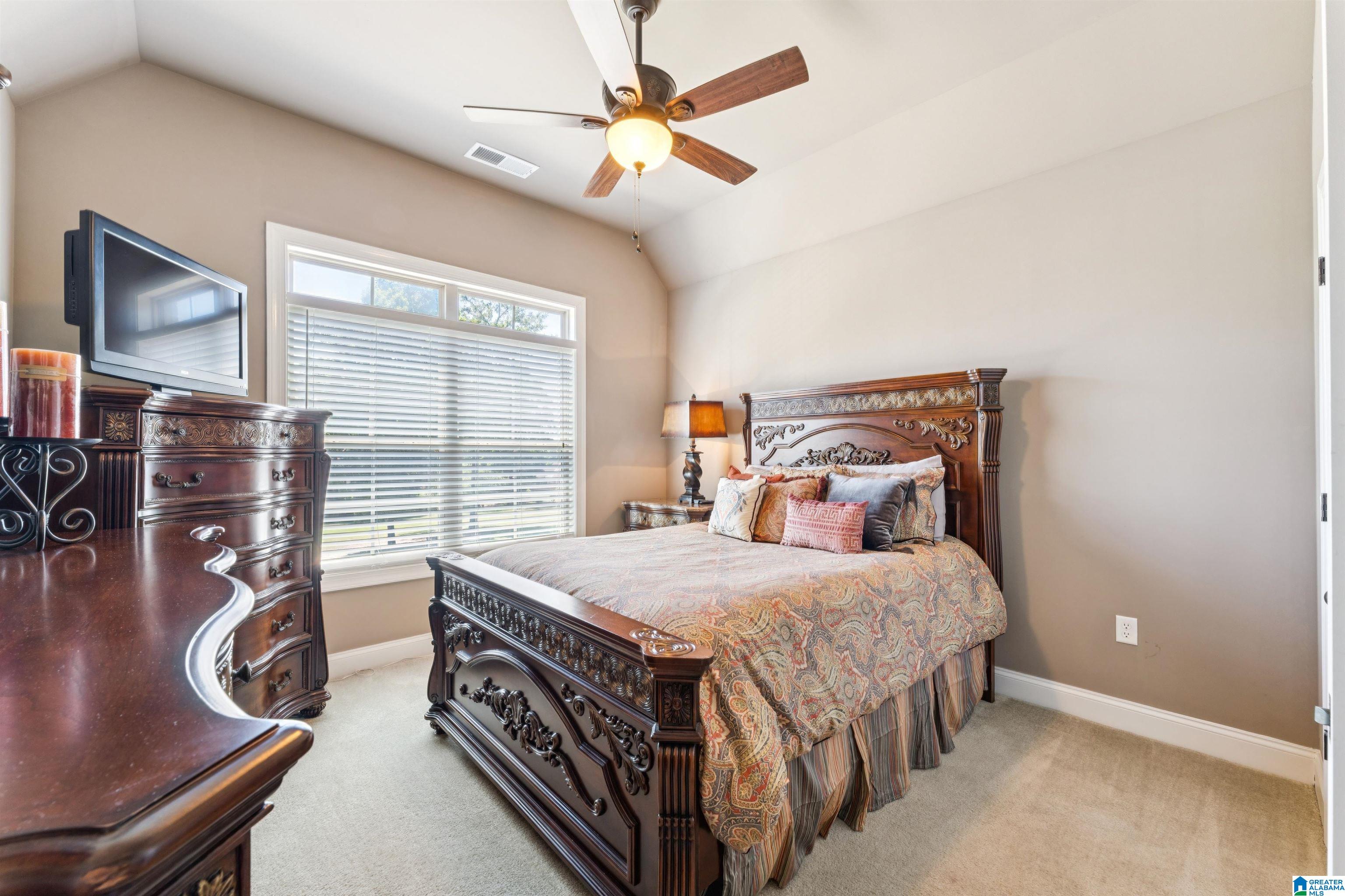 2759 ROSEBAY LANE