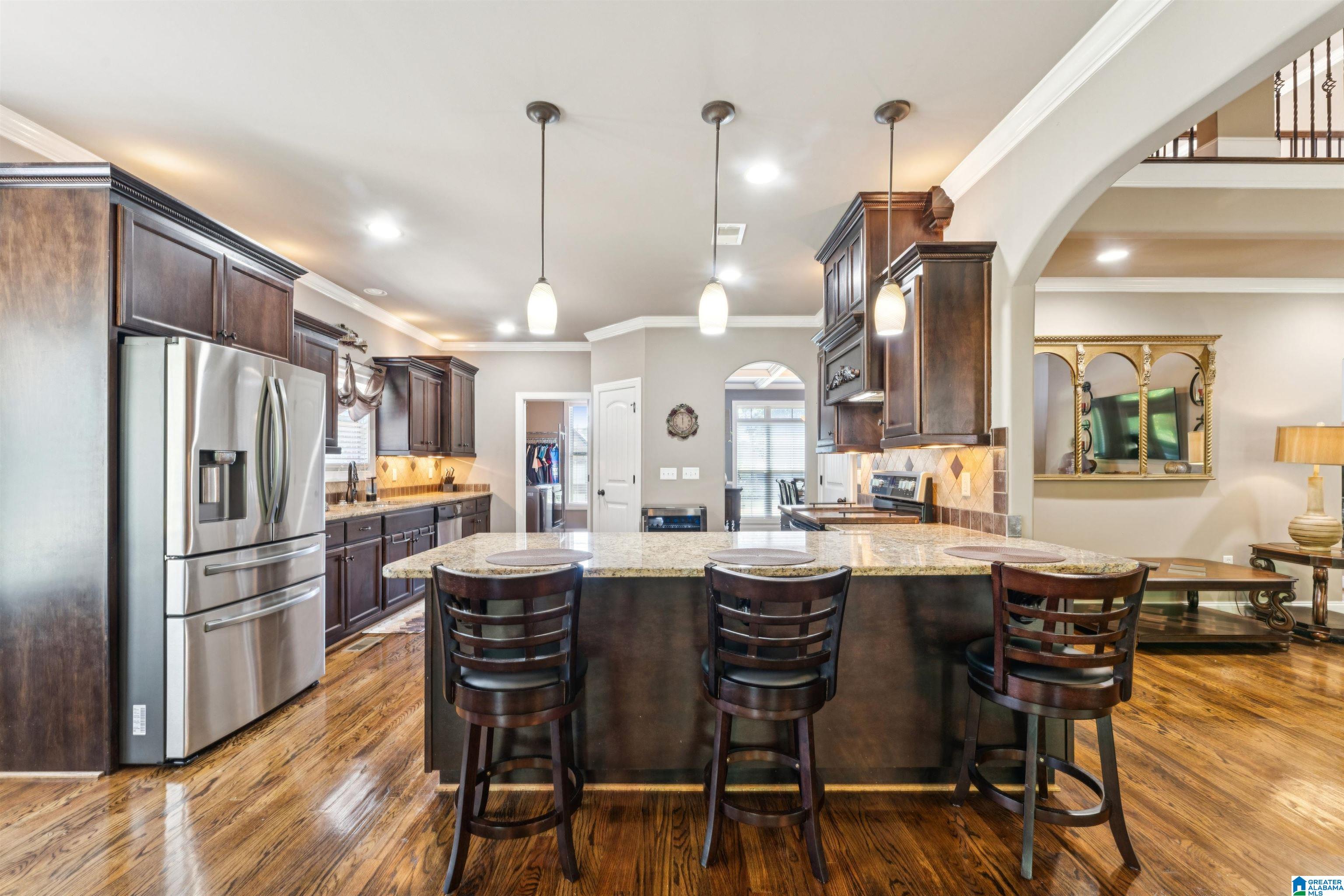 2759 ROSEBAY LANE