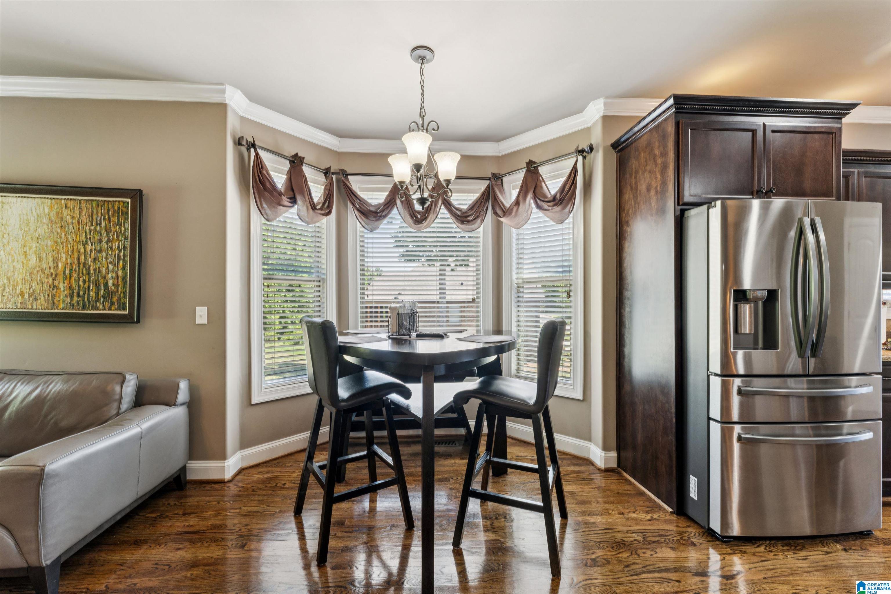 2759 ROSEBAY LANE