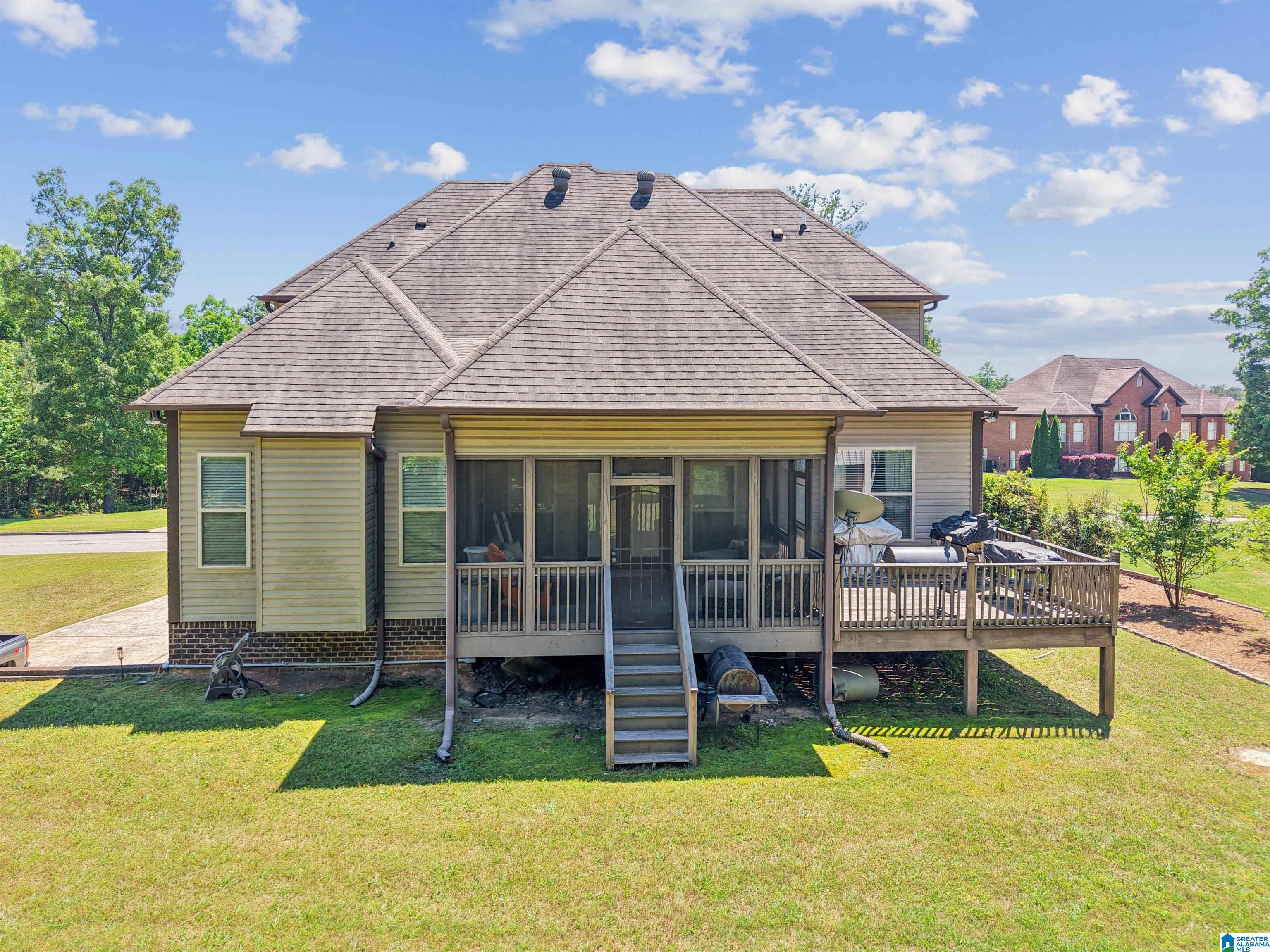 2759 ROSEBAY LANE