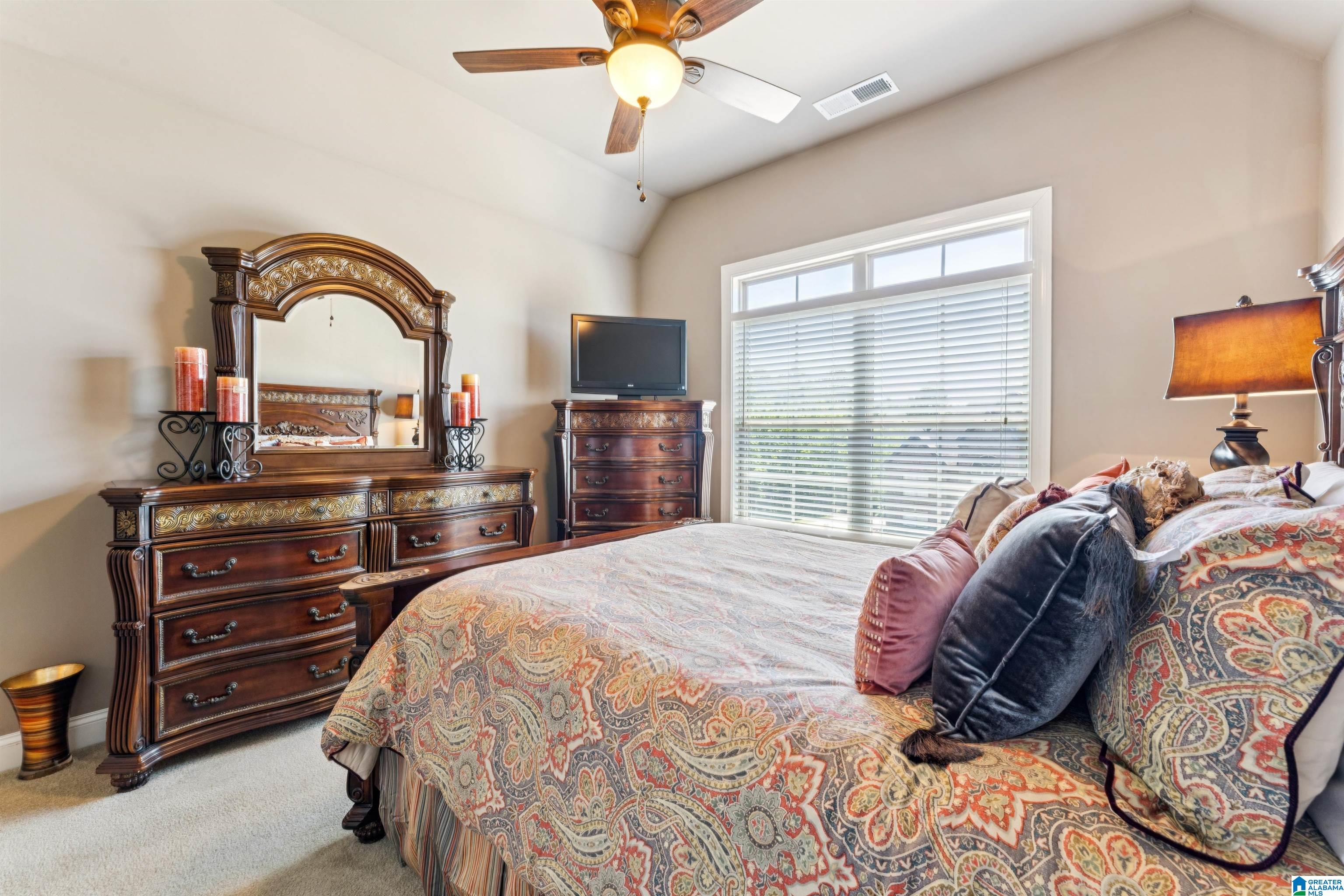 2759 ROSEBAY LANE