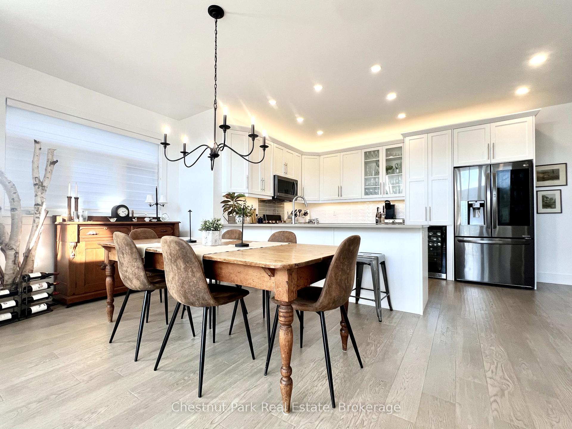 8 William James Court 28